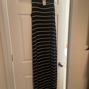 Old Navy Black and White Striped Maxi Dress